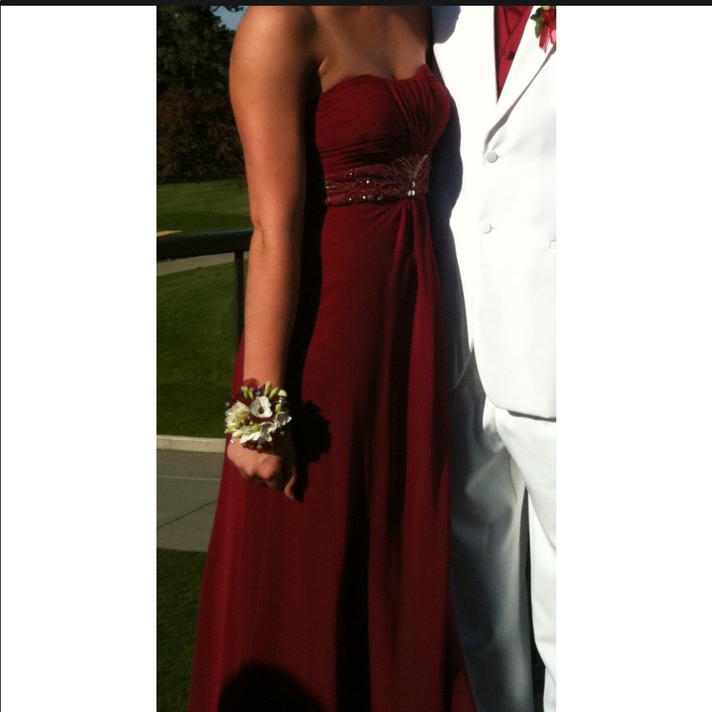 Maroon Prom Dress